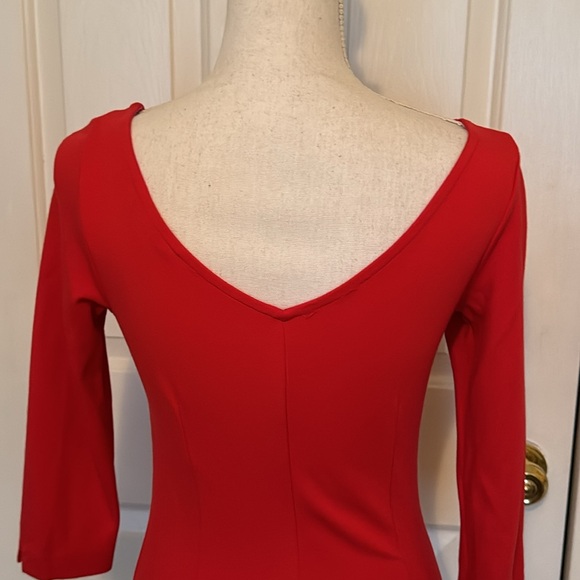 Boden Deep Red V-Neck Bodycon Top w/ Bracelet Length Sleeves - Picture 5 of 9
